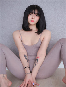 在厨房玩朋友娇妻完整版视频,把你喂饱