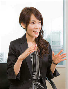 椎名由奈紧身裙女教师中文字幕,META否认扎克伯格比赛被勒晕