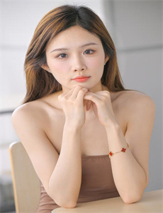 儿童舞蹈视频大全连续播放/原神女角色去掉所有服装小内无爱心图片